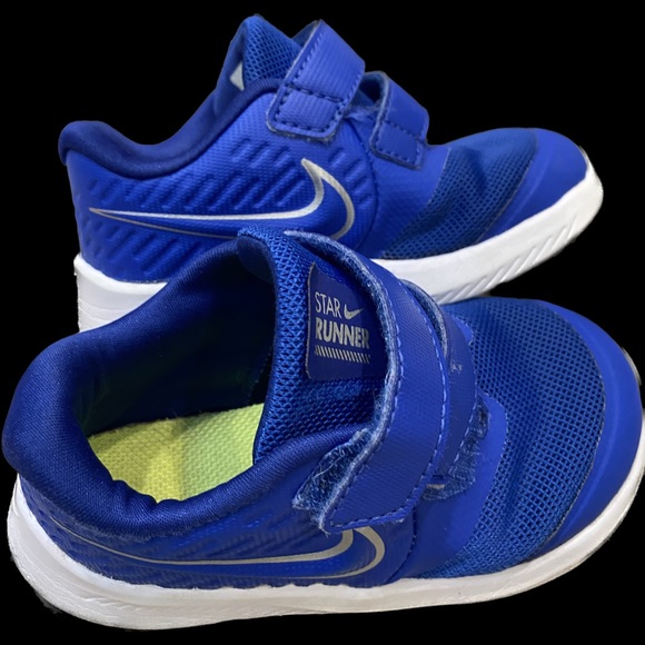 toddler nike sneakers